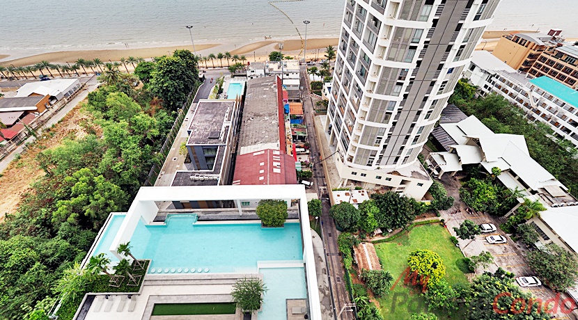 Aeras Beachfront Jomtien Condo For Sale - AERAS06