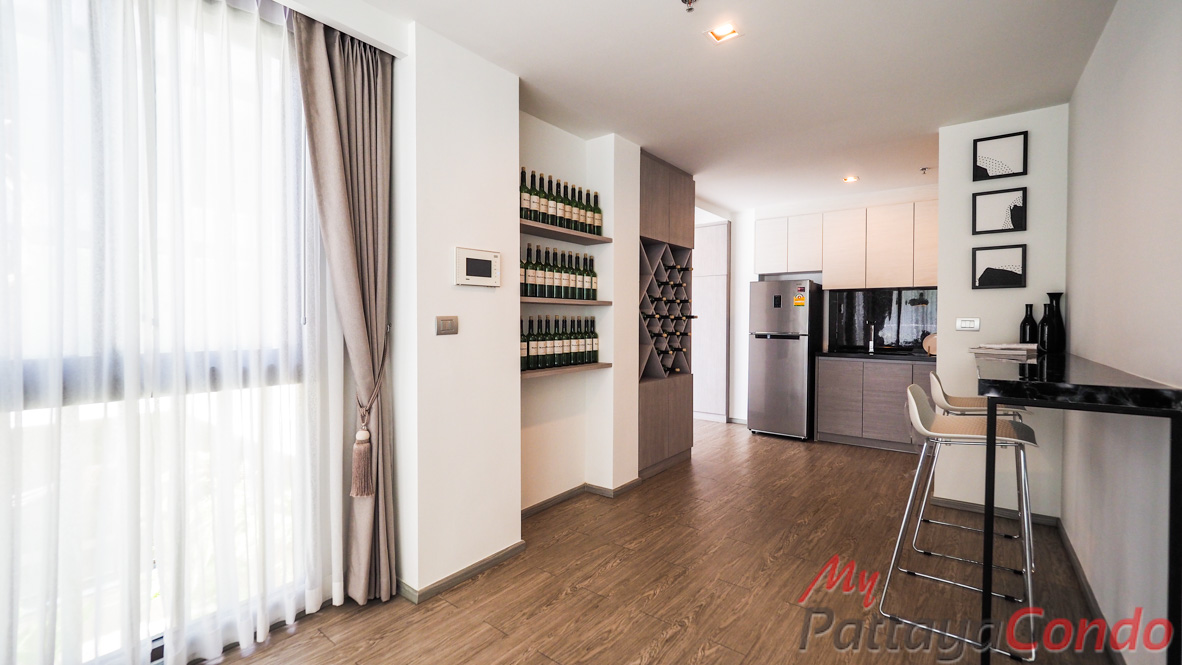Aeras Beachfront Jomtien Condo For Sale - AERAS13