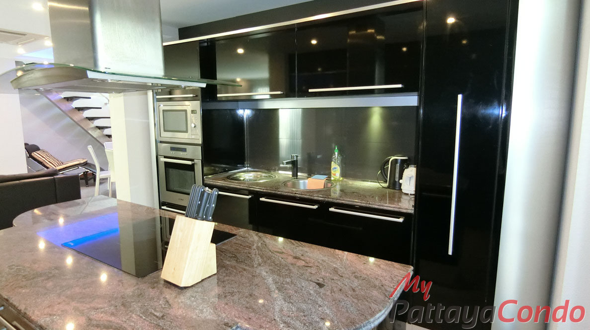 Boutique Garden Pool Villas Jomtien House For Sale - HJCTD02