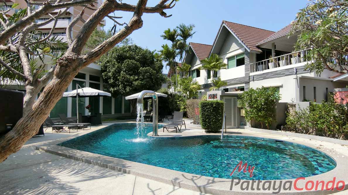 Boutique Garden Pool Villas Jomtien House For Sale - HJCTD02