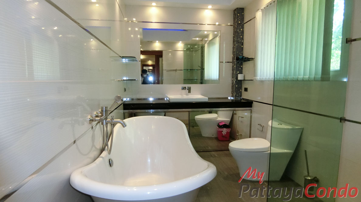 Boutique Garden Pool Villas Jomtien House For Sale - HJCTD02
