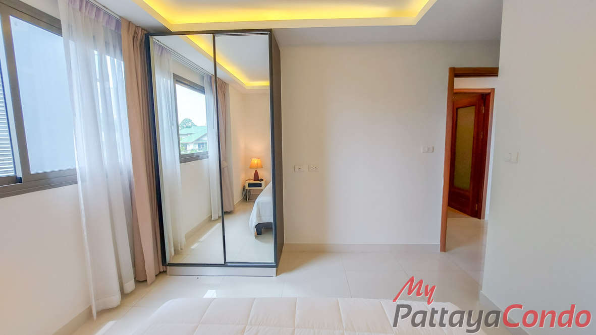 Club Royal Wong Amat Pattaya For Sale - CLUBR23