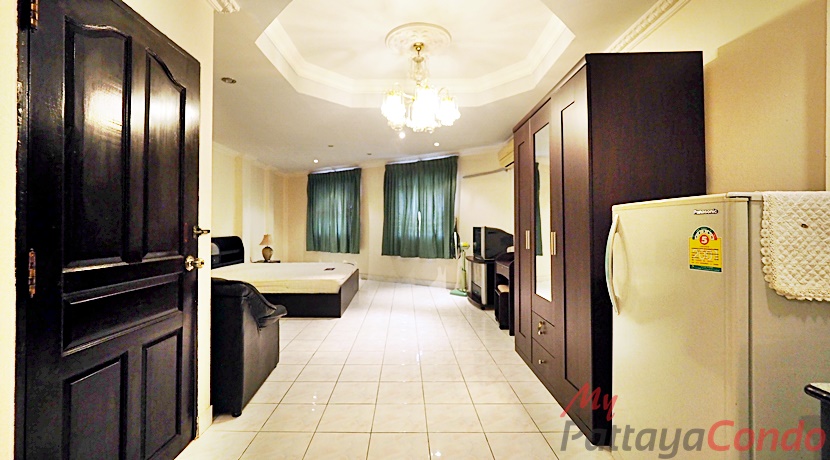 Commercial Shophouse For Sale Central Pattaya - CCP0001