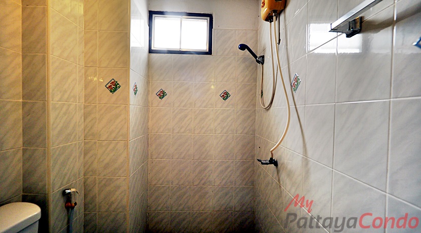 Commercial Shophouse For Sale Central Pattaya - CCP0001