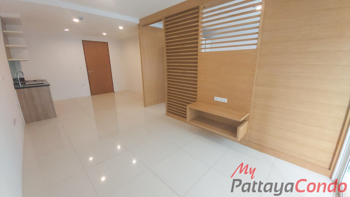 Diamond Suites Resort Pattaya Condo For Sale - DS13-4