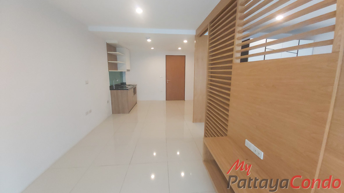 Diamond Suites Resort Pattaya Condo For Sale - DS13