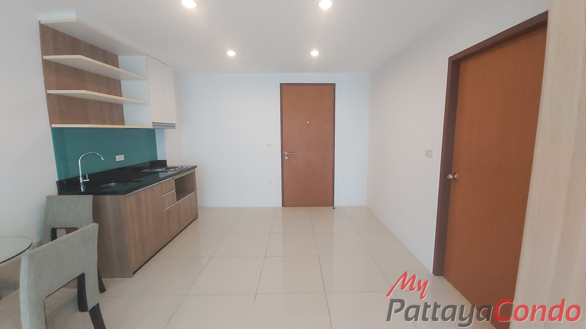 Diamond Suites Resort Pattaya Condo For Sale - DS14
