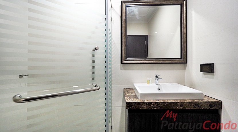 Dusit Grand Condo View For Sale - DUSITG04