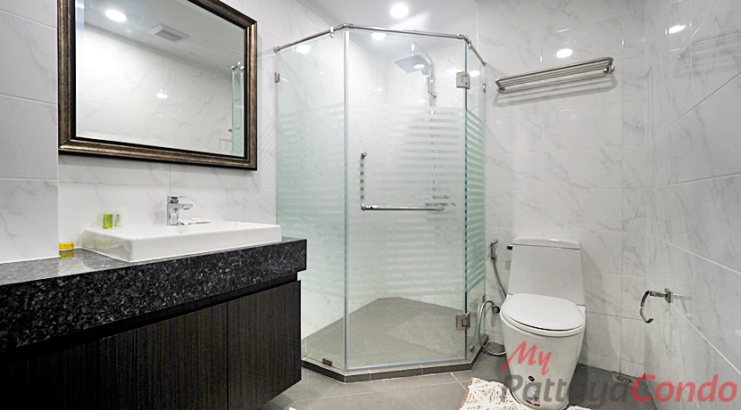 Dusit Grand Condo View For Sale - DUSITG04