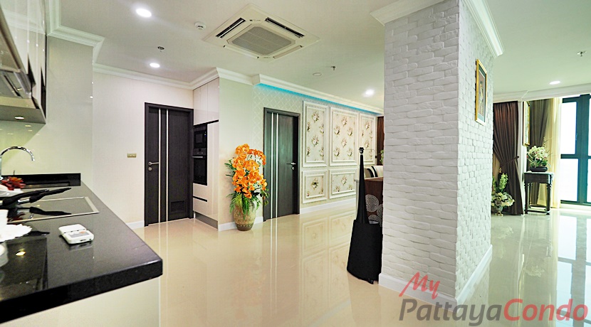 Dusit Grand Condo View For Sale - DUSITG04
