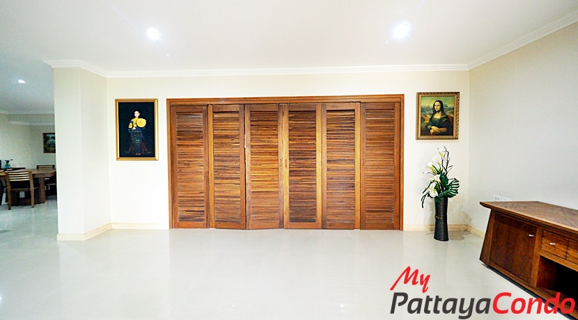 Executive Residence 1 Pattaya Condo For Sale - EXONE02