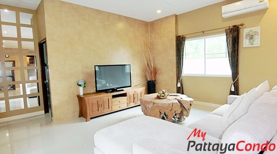 Impress House Village East Pattaya House For Sale - HEIS01