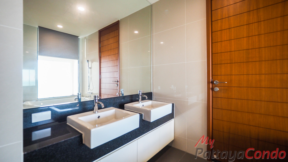 Movenpick White Sand Beach Condo Pattaya For Sale - MWS04