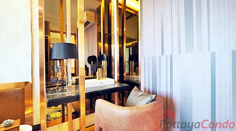 Once Pattaya Condo For Sale - ONCE03