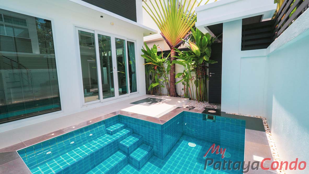 Palm Oasis Pool Villa Pattaya House For Sale - HJPO02