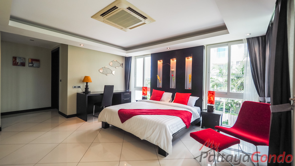 Palm Oasis Pool Villa Pattaya House For Sale - HJPO01