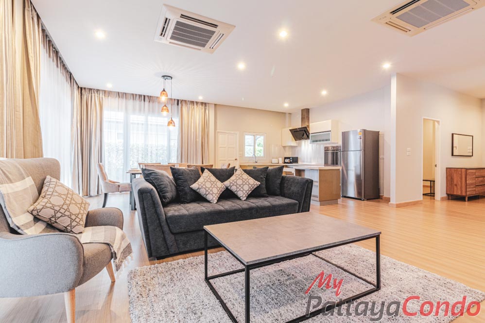 Panalee Banna Village Huay Yai Pattaya For Sale - HEPNL01