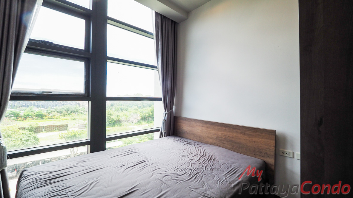 Pattaya Posh Condo For Sale - POSH03