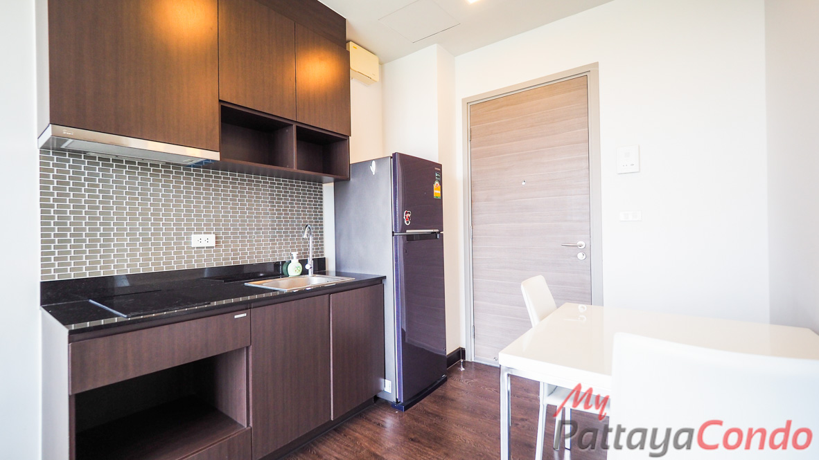 Pattaya Posh Condo For Sale - POSH01