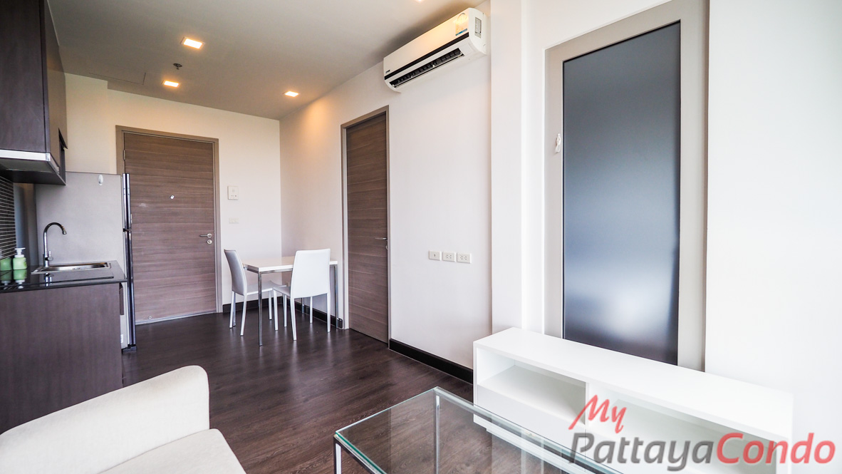 Pattaya Posh Condo For Sale - POSH01