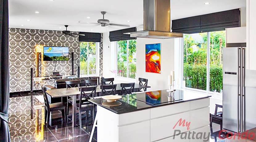 Phoenix Gold Country Huay Yai Pattaya House For Sale - HEPGC01