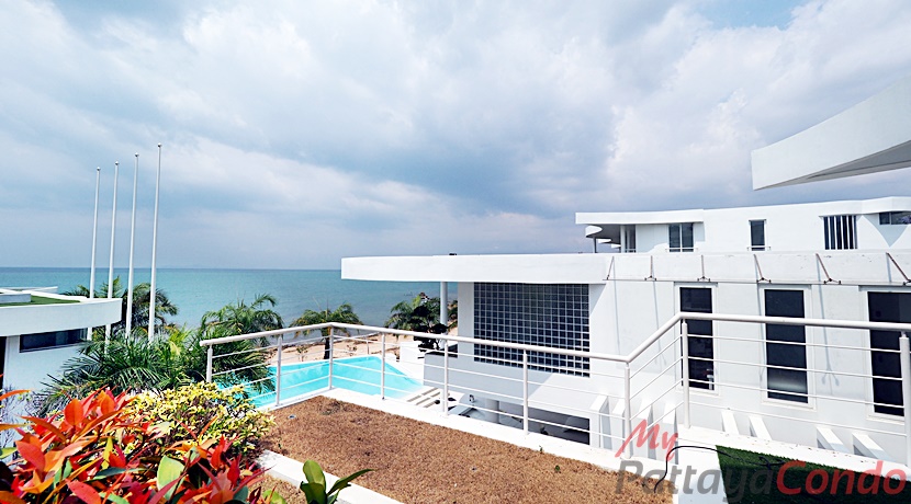 Pure Na-Jomtien Beachfront Condo Pattaya For Sale - PURE02