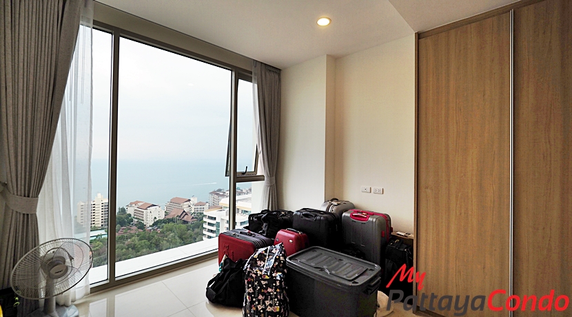 Riviera Wong Amat Condo For Sale - RW09