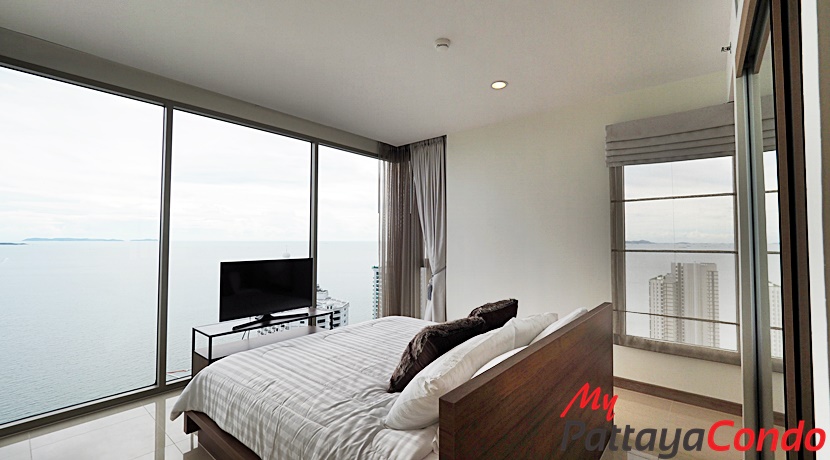 Riviera Wong Amat Condo For Sale - RW22-10