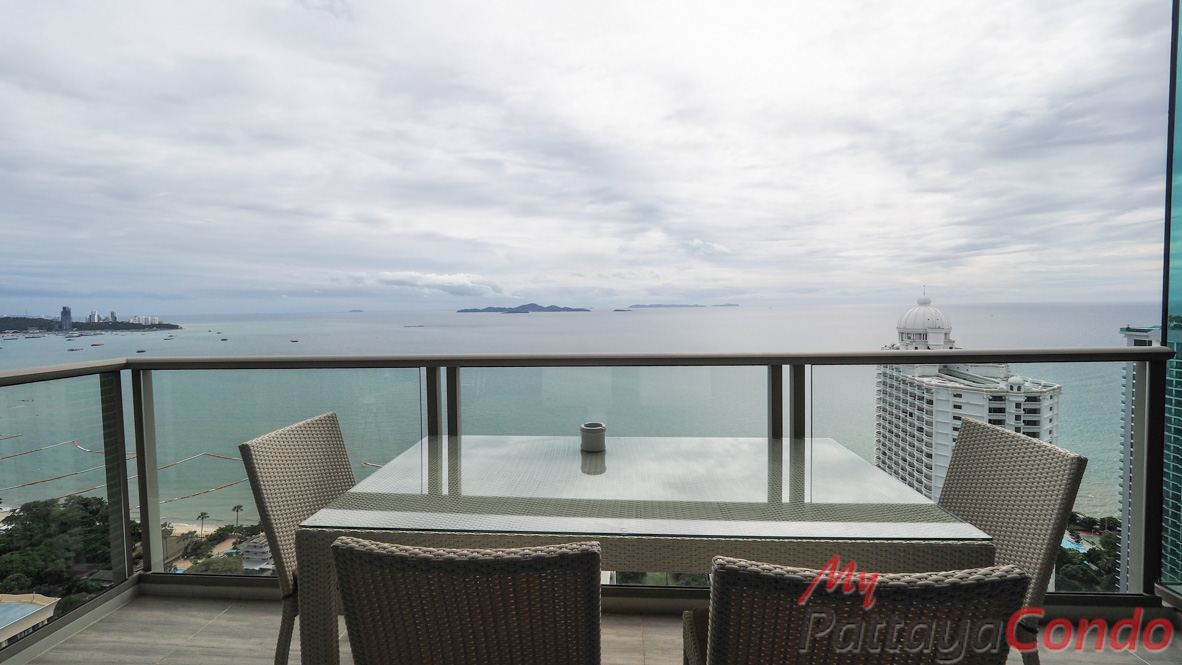 Riviera Wong Amat Condo For Sale - RW38