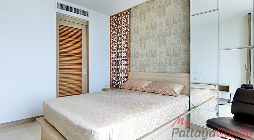 Riviera Wong Amat Condo For Sale - RW10