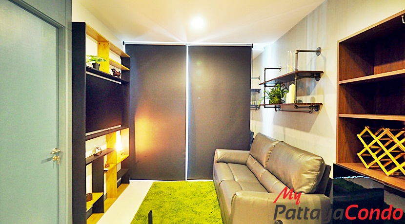 Riviera Wong Amat Condo For Sale - RW37