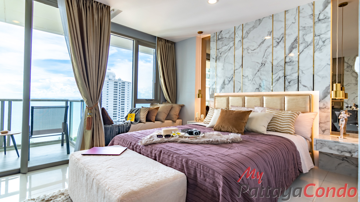 Riviera Wong Amat Condo For Sale - RW55-3