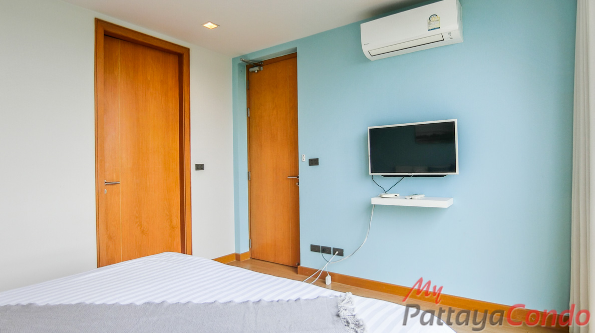Sandbox Beachfront Villa East Pattaya Townhouse For Sale - HESB01