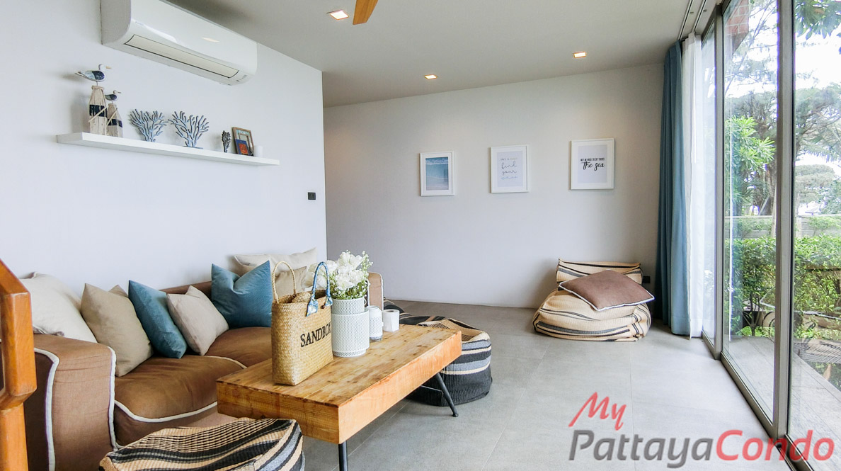 Sandbox Beachfront Villa East Pattaya Townhouse For Sale - HESB01