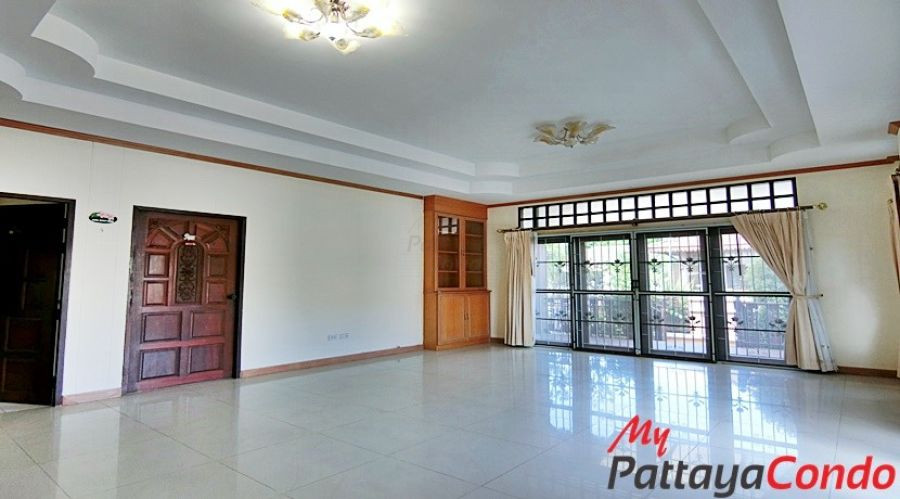 Blue Star Village East Pattaya House For Sale - HEBS01-7