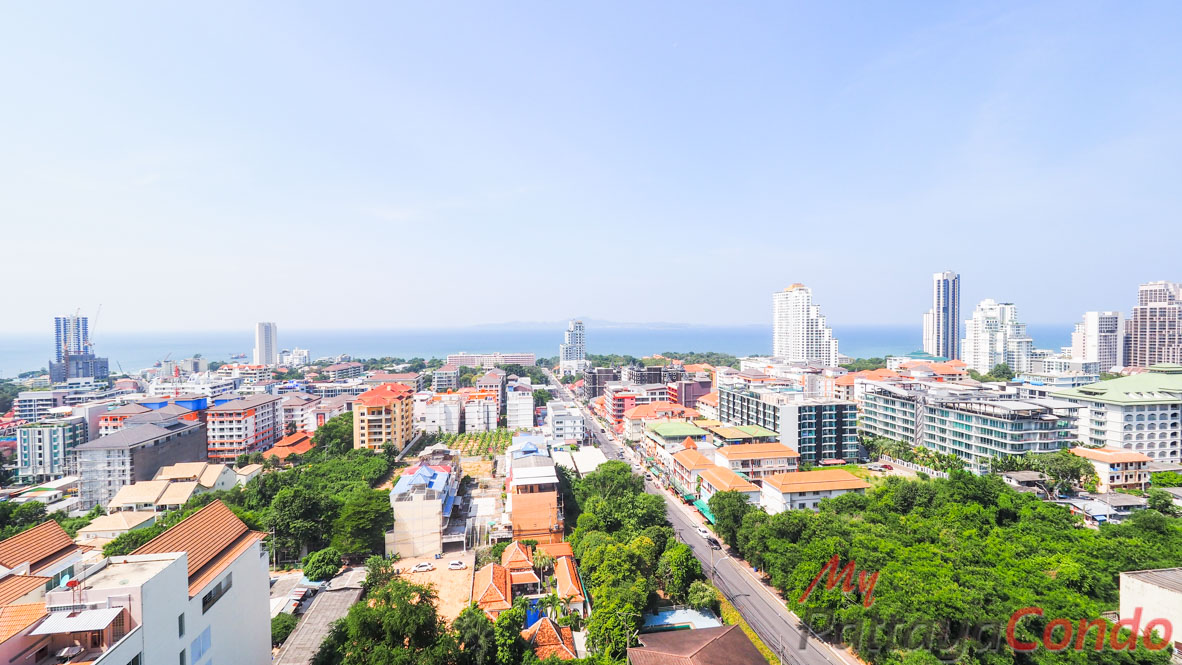 Star Beach Condotel Pattaya For Sale - STAR04