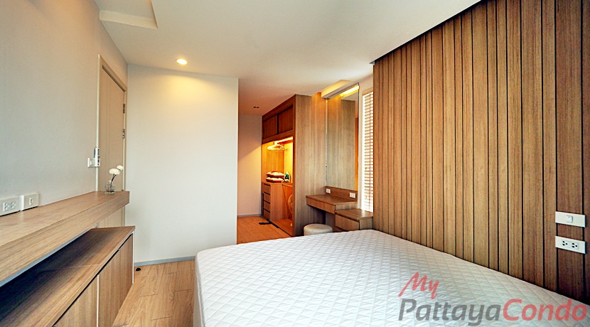 The Chezz Metro Life Condominium For Sale - CHEZZ01