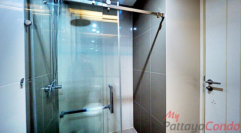 The Chezz Metro Life Condominium For Sale - CHEZZ01