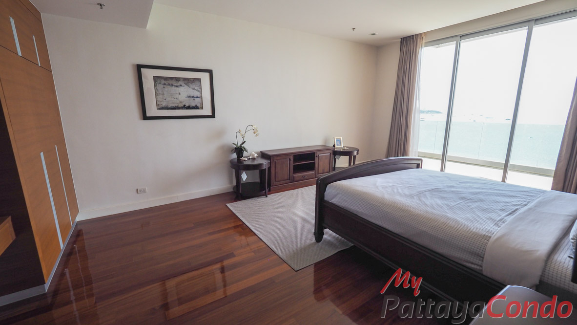 The Cove Pattaya Condo For Sale - COVE03