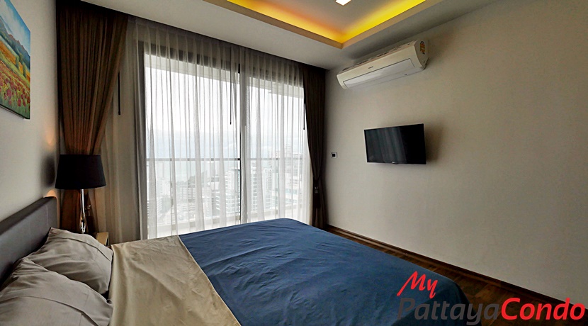 The Peak Towers Condo Pattaya For Sale - PEAKT24
