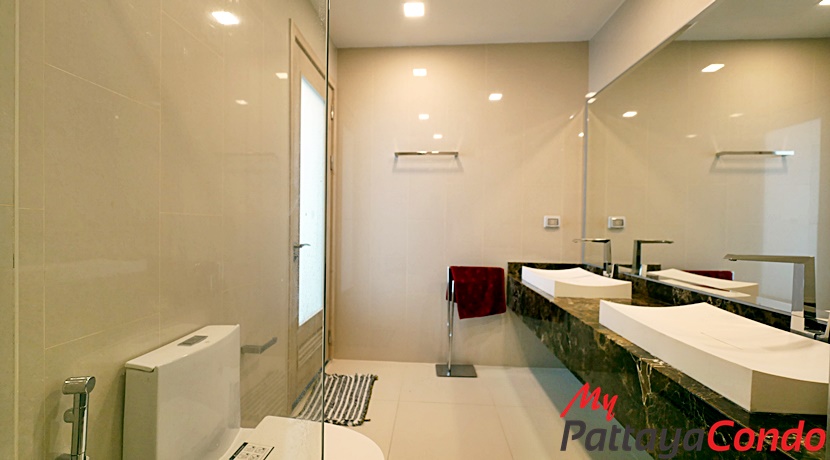 The Peak Towers  Condominium Pattaya For Sale - PEAKT23-9