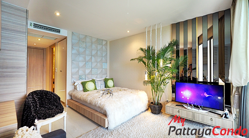 Riviera Jomtien Pattaya Condo For Sale - RJ10