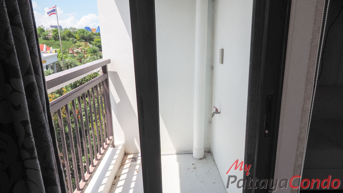 Treetops Pattaya Condo For Sale - TT23