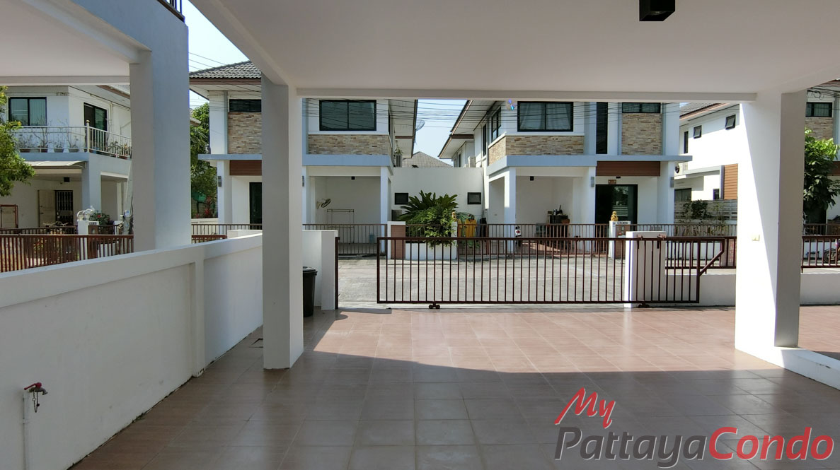 Uraiwan Park View East Pattaya House For Sale - HEURW01