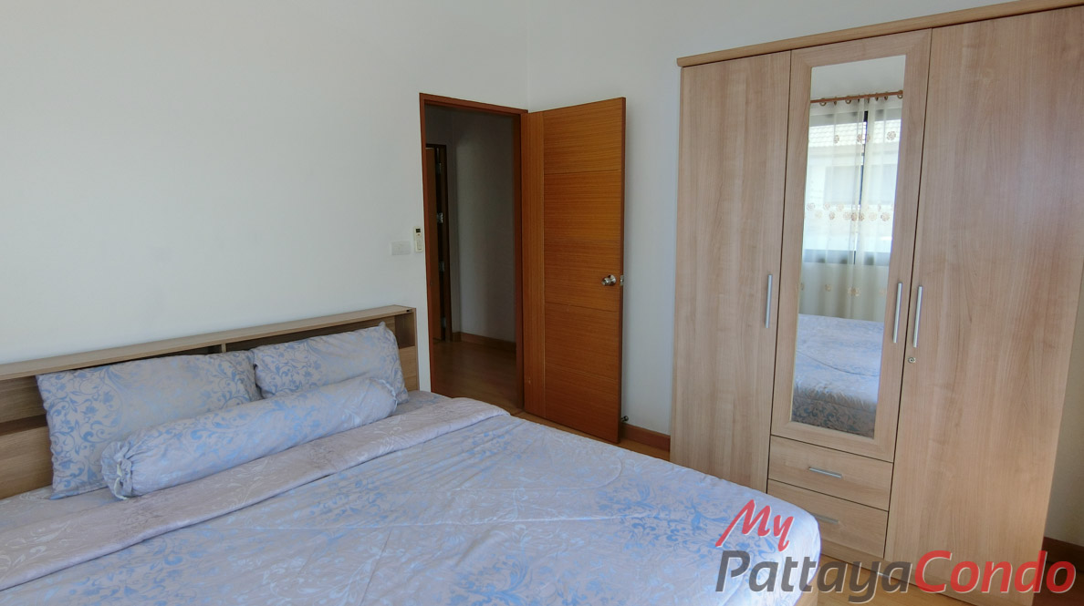 Uraiwan Park View East Pattaya House For Sale - HEURW01