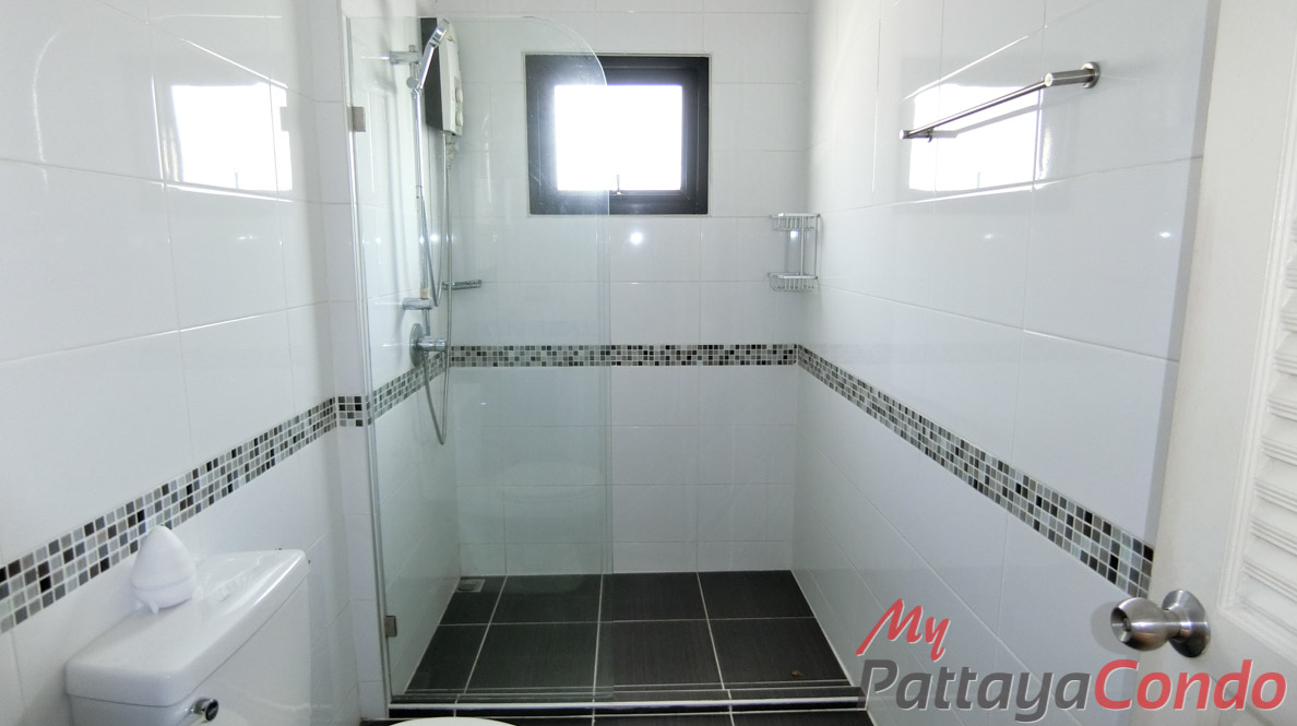 Uraiwan Park View East Pattaya House For Sale - HEURW01