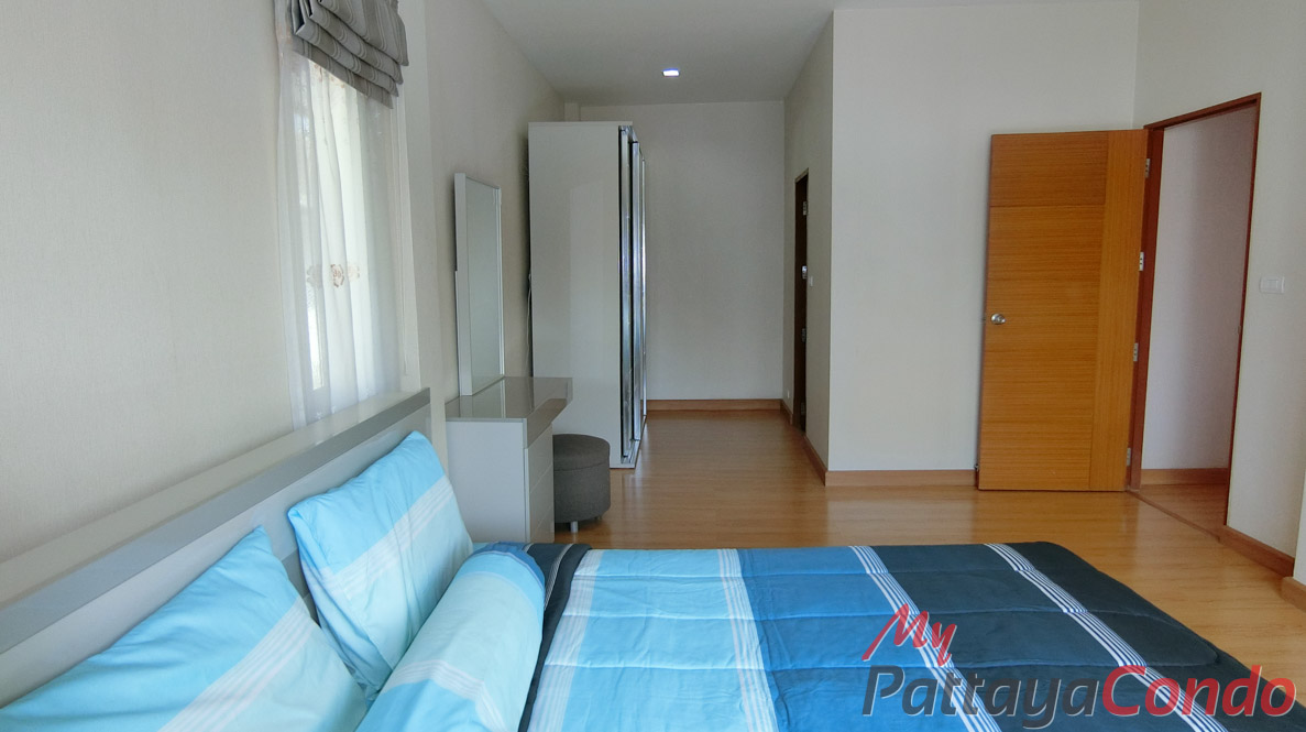 Uraiwan Park View East Pattaya House For Sale - HEURW01
