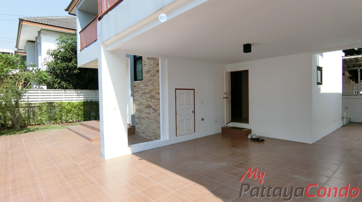 Uraiwan Park View East Pattaya House For Sale - HEURW01