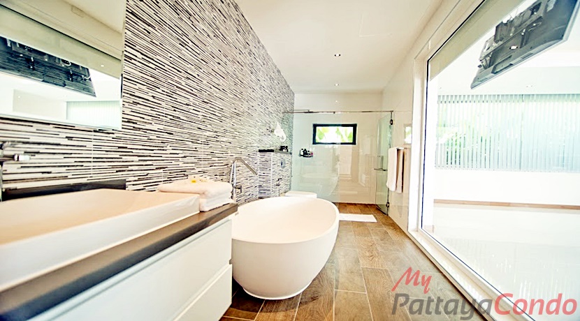 The Vineyard Phase 3 East Pattaya Pool Villa For Sale - HEVY301