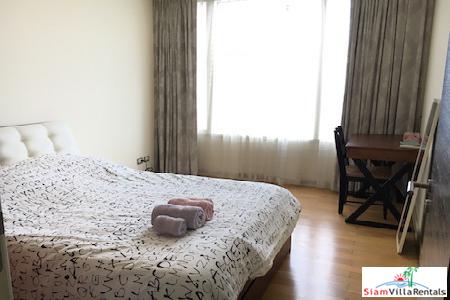 Beautiful Two Bedroom, Two Bath Condo on 24th Floor Facing Krungthep Bridge, Bangkok